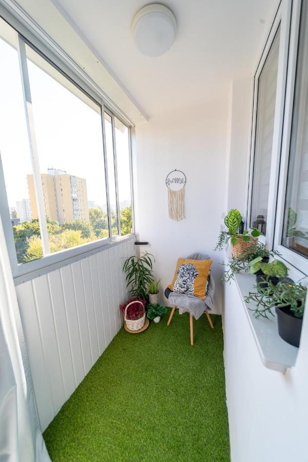 Metro Lux Home Apartment Warsaw Exterior photo
